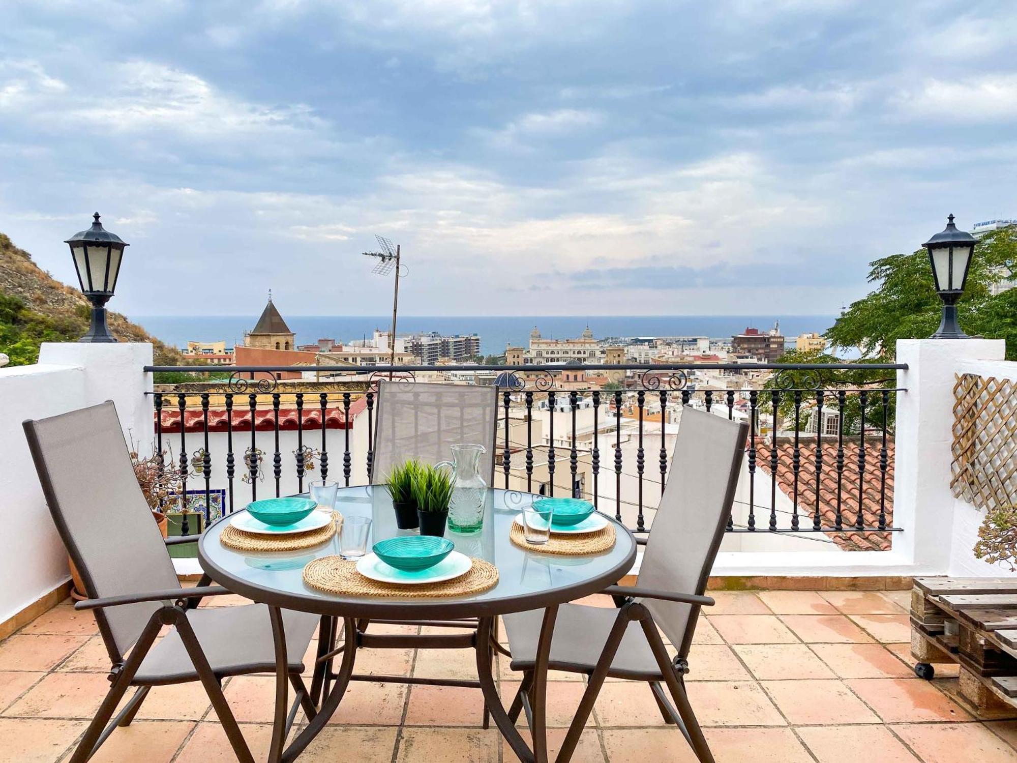 Casa Moll. Tradicion Y Bonitas Vistas De Alicante Extérieur photo